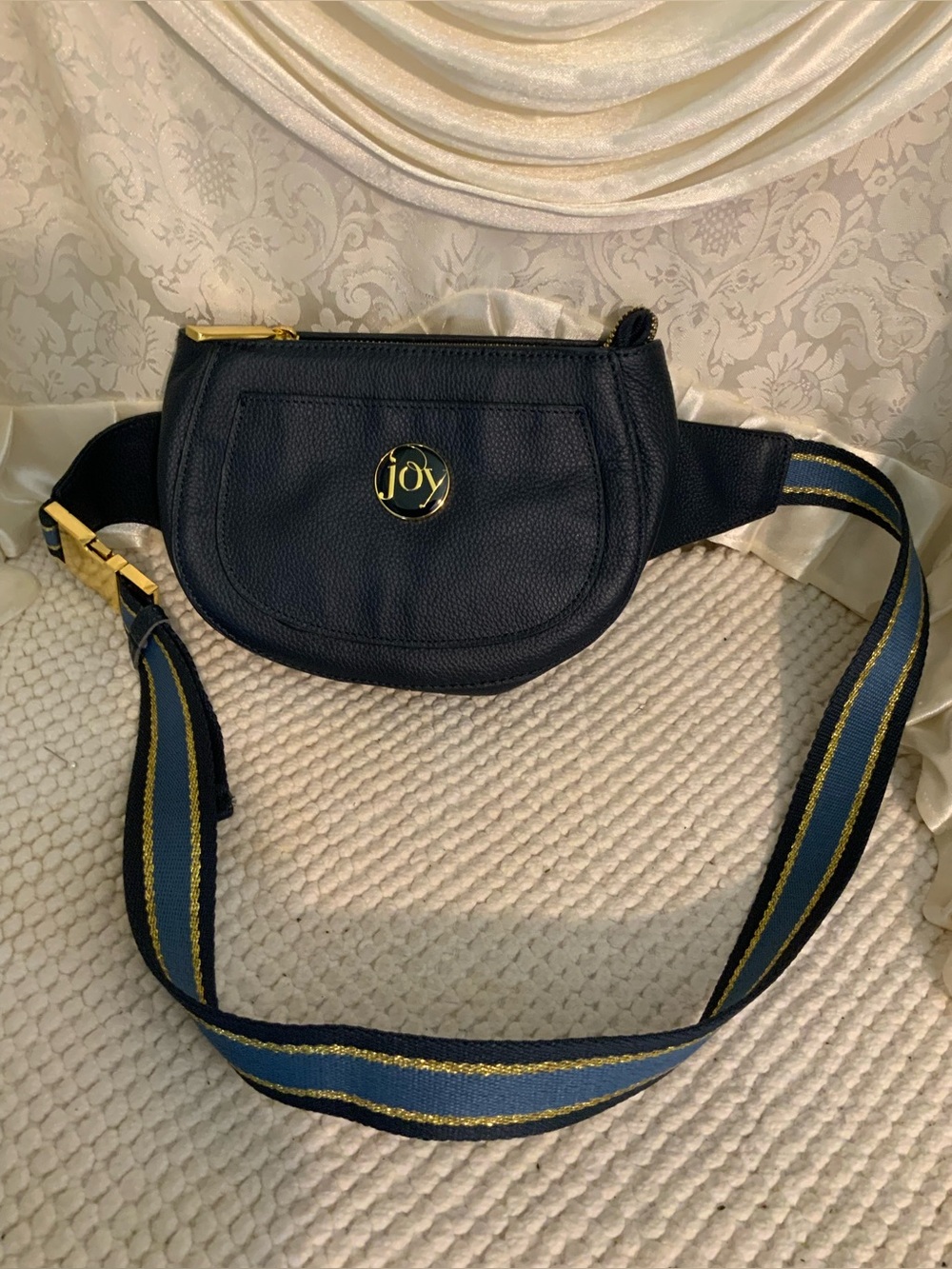 JOY MANGANO